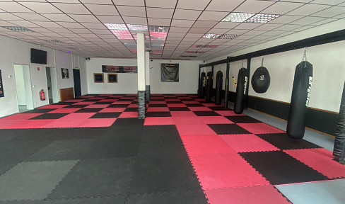 Commercial space for rent, with flexible layout options.