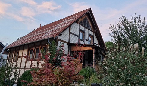 Detached house with a photovoltaic system.