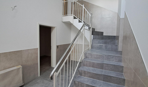 Brand new 2-room apartment in the city center.