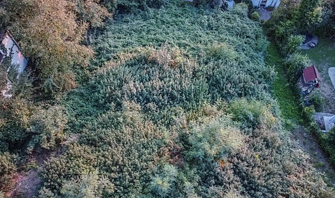 Quiet building plot located on the outskirts of Tettnang.