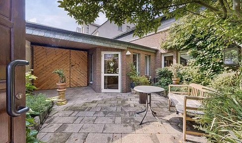 No agency fees: House with garden and private entrance, 141 square meters.