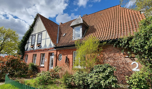 (LW5201) Quiet ground-floor apartment - renovated and ready to move in!