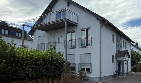 Helle 3-Zimmer Wohnung mit Balkon in ruhiger Lage