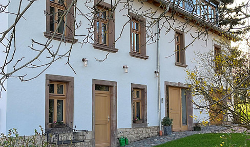 Landhaus Energieausweis A Plus mit grossem Garten und Einliegerwohnung