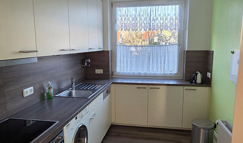 Renovated 3-room apartment with a balcony in a quiet, dead-end street in Hamburg-Schnelsen.