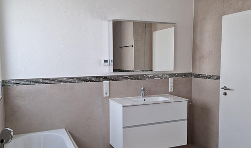 Hochwertige 3-Zimmerwohnung mit Erstbezug nach Kernsanierung – Ihr neues Zuhause auf Neubauniveau!
