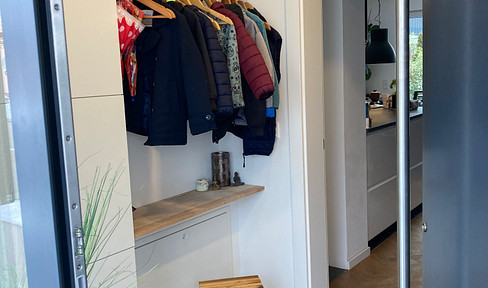 No fees! Apartment with 5 rooms, 2 bathrooms, 2 rooftop terraces, and 2 parking spaces in a garage – Energy efficiency rating A, available from December.