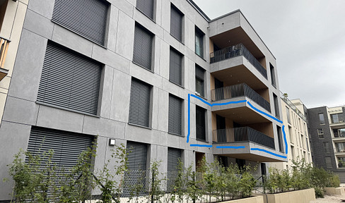 Apartment complex at Wiener Platz, Feuerbach - New construction apartment with 4 rooms, kitchen, elevator, terrace, and underground parking.