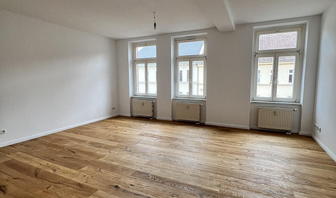 Einziehen und Wohlfühlen - Erstbezug nach Kernsanierung mit Balkon