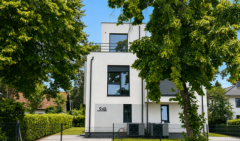 New construction in Berlin-Müggelheim – Energy efficiency rating A+, rooftop terrace, garden, 4.5 rooms, no commission fees.