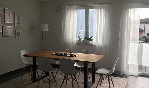 Hochwertige 3,5-Zimmer Wohnung mit Balkon, Aufzug und TG-Stellplatz