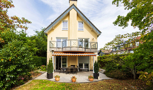 Villa in Duisburg Buchholz mit Erweiterungspotenzial gem. Bebauungsplan ohne Provision