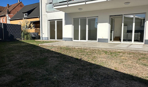 Moderne 2,5 Zimmer Erdgeschosswohnung