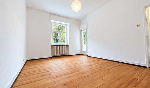 Schöne, helle 3-Zimmer-Wohnung in der City (WG-geeignet)