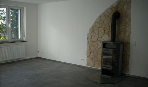 Erstbezug - Sanierte 4 Zimmer EG Wohnung in Obersprockhövel mit Kamin