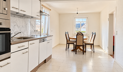 Well-maintained 3-room apartment, available from January 1st, 2027.