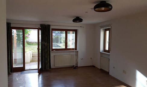Interessante 1,5 ZKB Erdgeschoss-Wohnung mit Garten, Nähe Bahnhof/Zentrum LL
