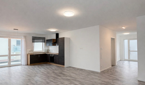 Barrierefreie 4-Zimmer-Erdgeschosswohnung mit Balkon, PV-Anlage, Gäste-WC & 2 Stellplätze