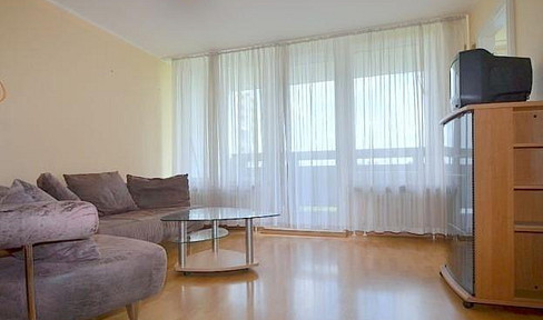 Von privat: Helle 1-Zimmer-Wohnung mit Balkon und Weitblick nahe Nürnberg-Messe