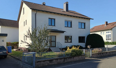 Renovierte 3-Zimmer-Wohnung (EG) mit Küche und Süd-Terasse in ruhiger Lage in Kleinostheim