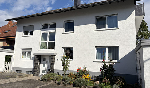 Spacious attic apartment in Paderborn-Elsen – With an extra-large sun balcony for relaxation!