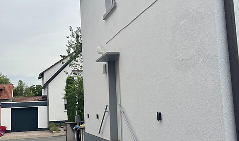 Frisch renovierte 2-Zimmer-Erdgeschosswohnung mit Wintergarten in Mannheim