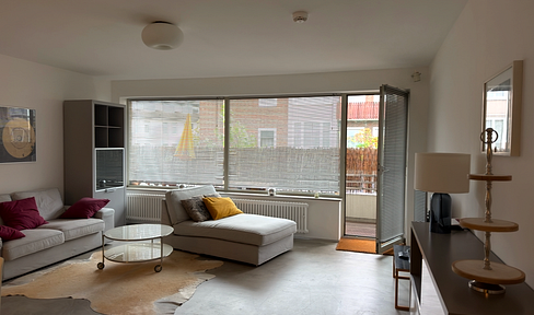 Gepflegte 3-Zi.  Wohnung mit großem Sonnenbalkon, TG-Stellplatz und Aufzug in Derendorf