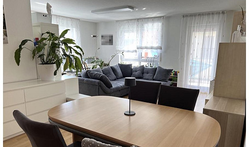 Bright 3.5-room apartment in Freiberg am Neckar.