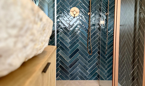Einzugsbereit sanierte Doppelhaushälfte mit Garten – 100 m² Wohnfläche, Garage in Zirndorf