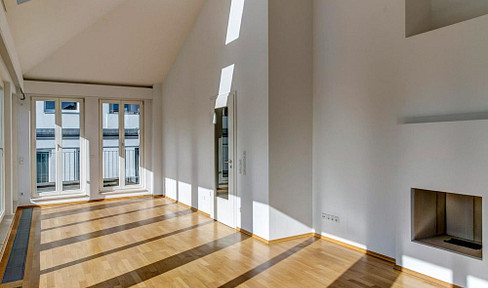 Urban Lifestyle: Rooftop Penthouse for Those Who Appreciate the Exceptional.