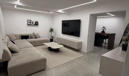 Reiheneckhaus, Garage, Keller & 5 Zimmern – Privatverkauf