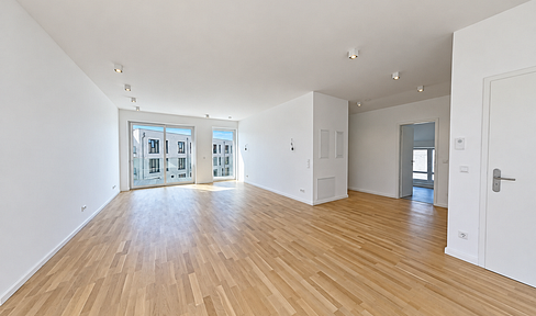 Sehr helles, modern geschnittenes Appartement mit Balkon (ein Hauch von Skywalk) incl. Garage