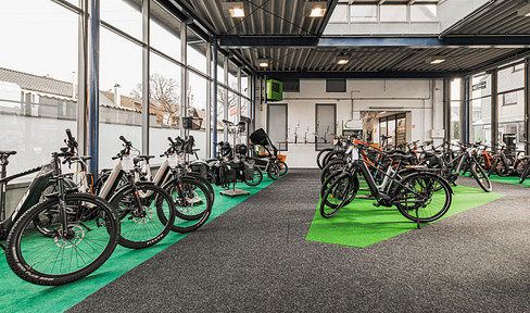 Repräsentativer Gewerbestandort mit Showroom, Lager, Produktion, Werkstatt und Büroflächen Neusäß