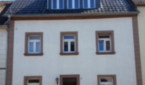 Charmantes Einfamilienhaus mit Balkon und großzügigem Studio