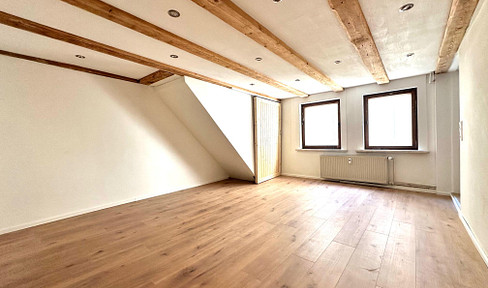 Maisonette 4-Raum Wohnung 110 m² neu saniert im Zentrum Apoldas