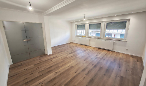 Smart & modernisiert: Zentrumsnahe 3-Zimmer-Wohnung mit Südbalkon & Garagenstellplatz