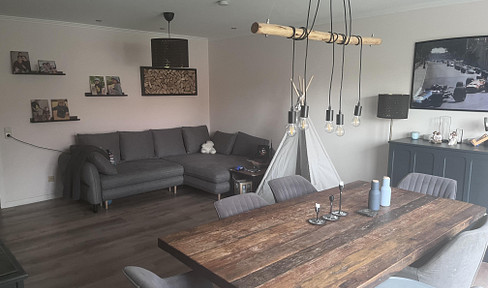 For sale by owner, apartment in a quiet, natural setting.