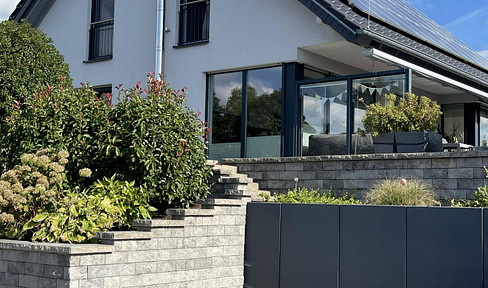 KfW40 Einfamilienhaus, 9Kw-PV-Anlage, Wärmepumpe LWZ 304 Sol