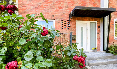 Viel Platz für die Familie – saniertes Reihenhaus mit Wintergarten - sofort bezugsfrei