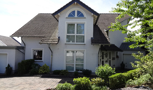 Detached house for discerning tastes.