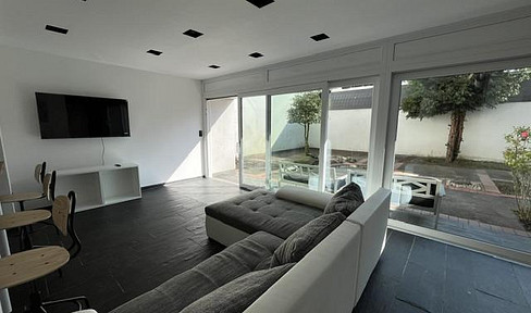 Family-friendly house, 180 square meters, 6 rooms, double garage.