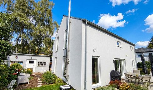 Modernes 6-Zimmer  Architekten-Haus  in Mahlsdorf-Süd von Privat