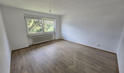 Helle, vollständig renovierte 3 Zimmerwohnung