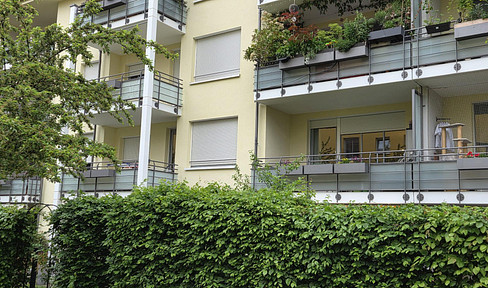 Exclusive living in a green environment – a 2-room apartment in a prime location, with no agency fees.