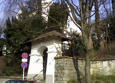 Attraktive Souterrain-2 Zi-Wohnung  88 qm in Jugenstil-Villa zu vermieten