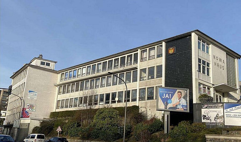 330 m² vielseitige Gewerbefläche – ehem. Kita – 3 Min zum Bahnhof -16–18 Min. nach Düsseldorf