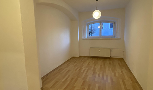 Ruhige, moderne 1- Zimmer Single Wohnung!