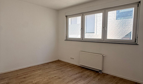 Dreizimmer Wohnung in City