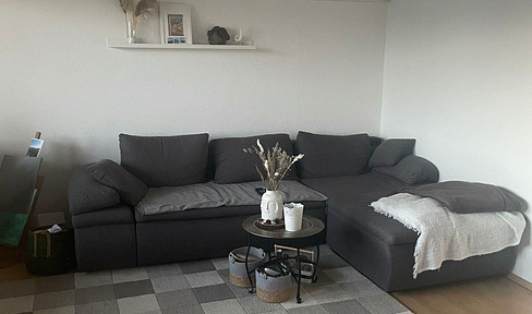 großzügige 3 Zimmer Wohnung mit Balkon