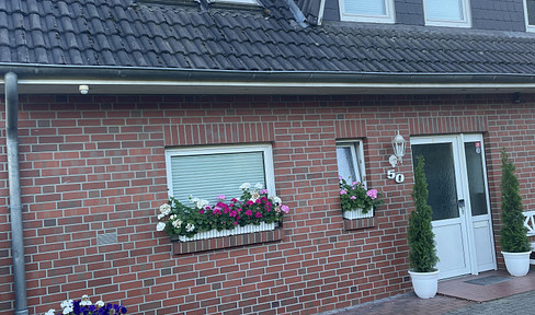 Großzügige DHH in Halstenbek - 7 Zimmer, Garten, Garage & Carport